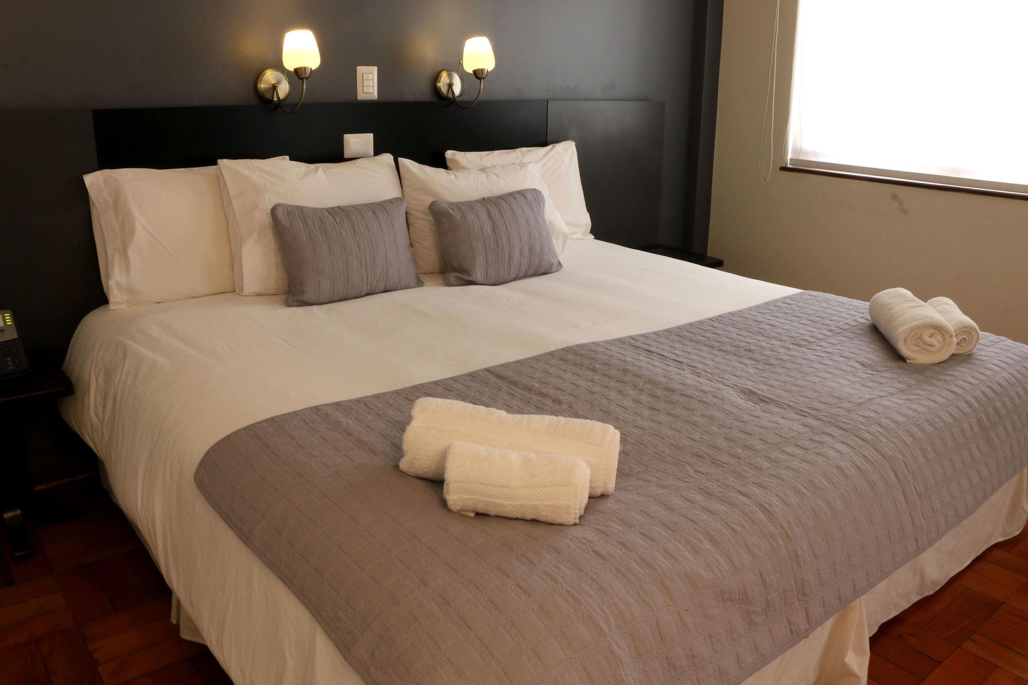 Hotel Plaza Nunoa Сантьяго Экстерьер фото